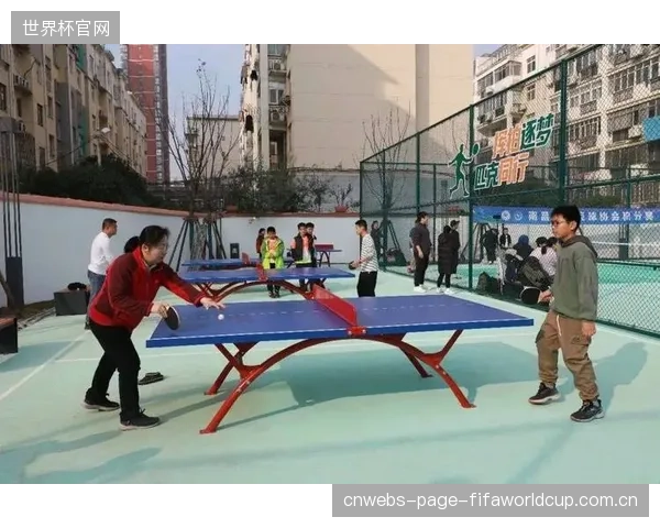 面对激增的社区健身需求，城市公共体育空间为何依然存在“不欢迎、不匹配”的现象？